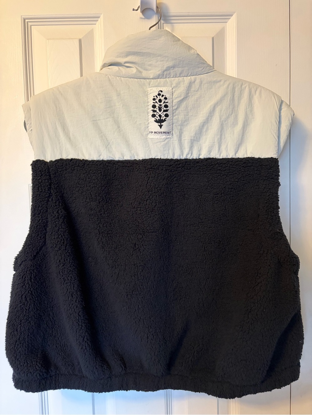 Free People Free Movement Journey Ahead Vest Size M - Picture 3 of 8